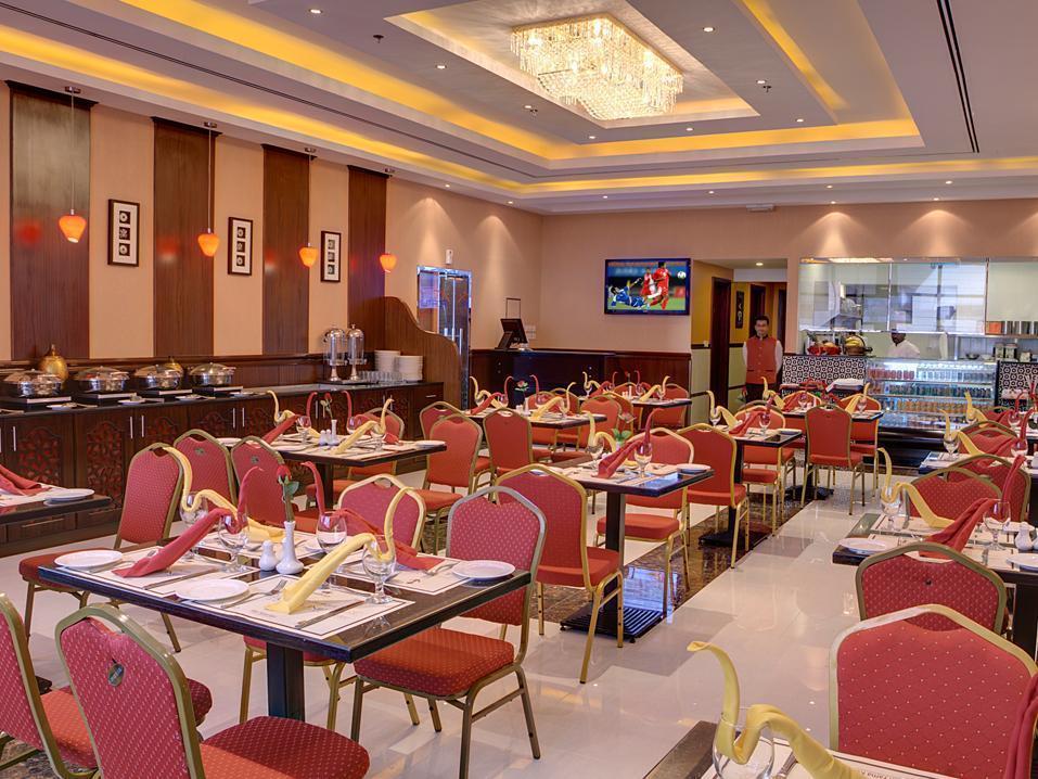 Fortune Grand Hotel Apartment Dubai Exteriör bild